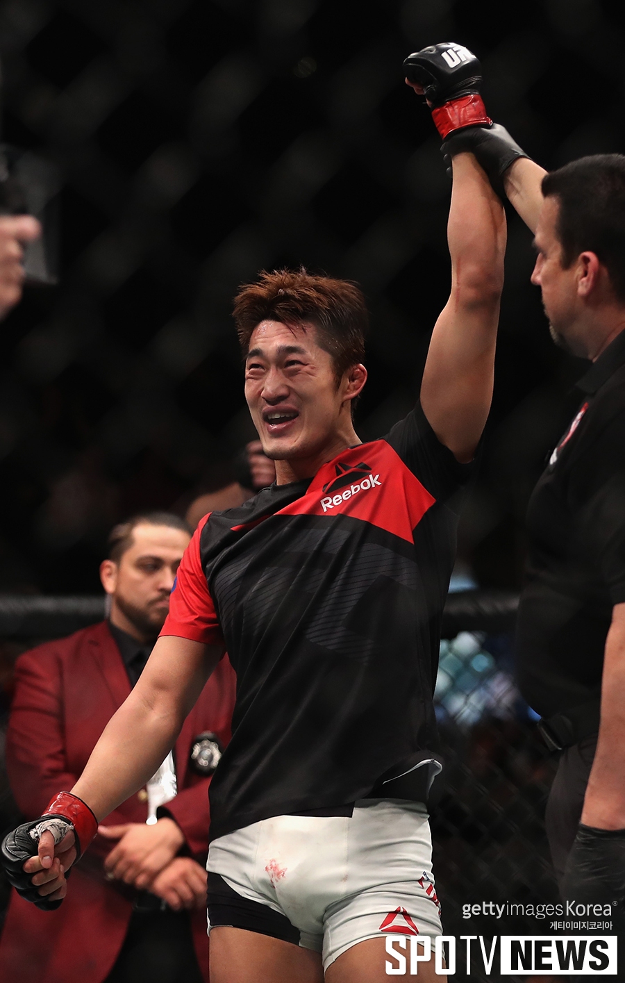 김동현 타렉 사피딘에게 판정승…동양인 UFC 최다승