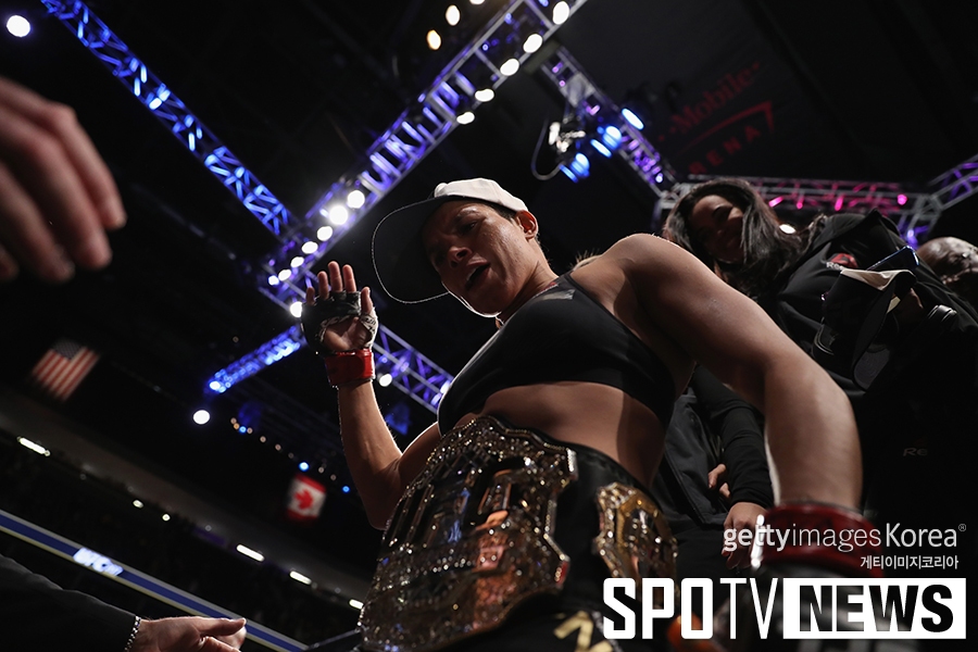 [UFC 207] 아만다 누네스, '론다 로우지의 시대는 끝났다'
