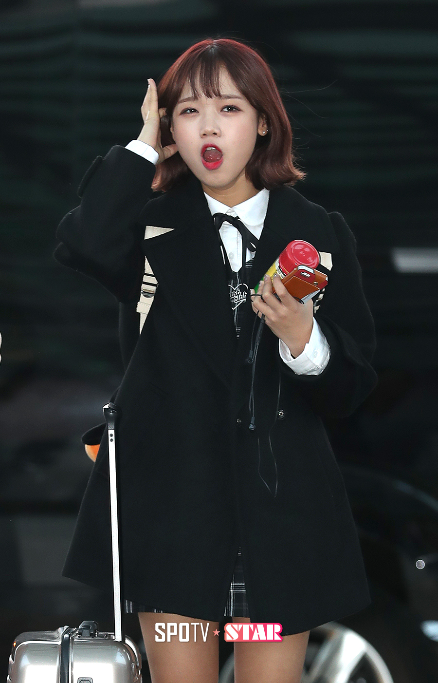 [포토S] 아이오아이 최유정, '하품하는 모습이 귀여워~'