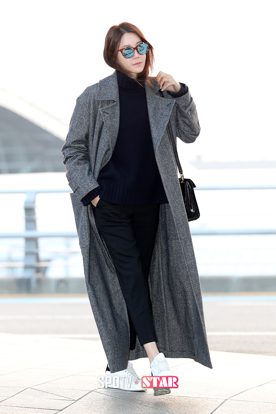 [포토S] 이지아, 롱코로 분위기 있게