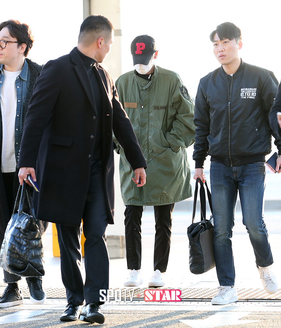 [포토S] 빅뱅 탑, 철통 경호 받으며 출국