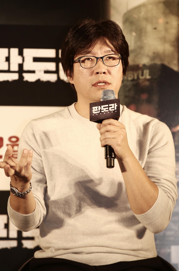 '판도라' 박정우 감독 "여혐 논란? 실명 언급 피한다는게…절대 아니다"