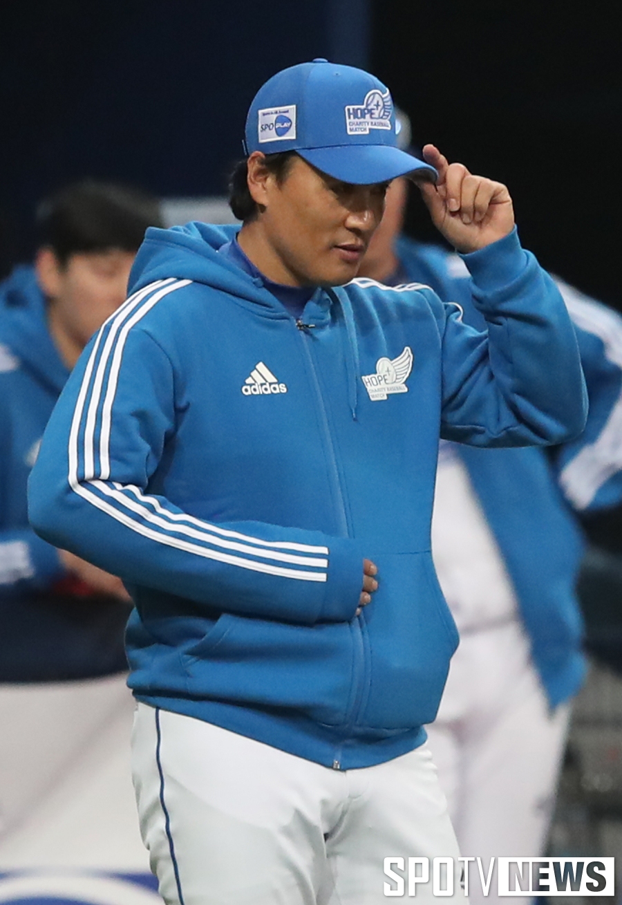 [포토S] 이승엽, '레전드의 사인을 받아라'