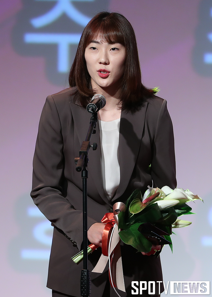 [포토S] 박혜진, '올해의 선수' 2연패!