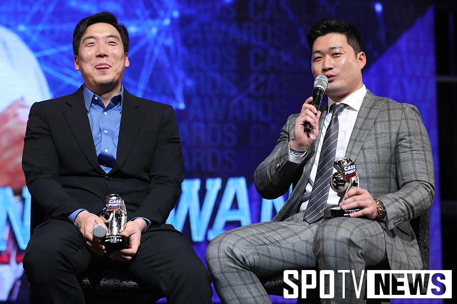 [포토S] 김현수, '(오)승환이 형 너무 웃겨~'