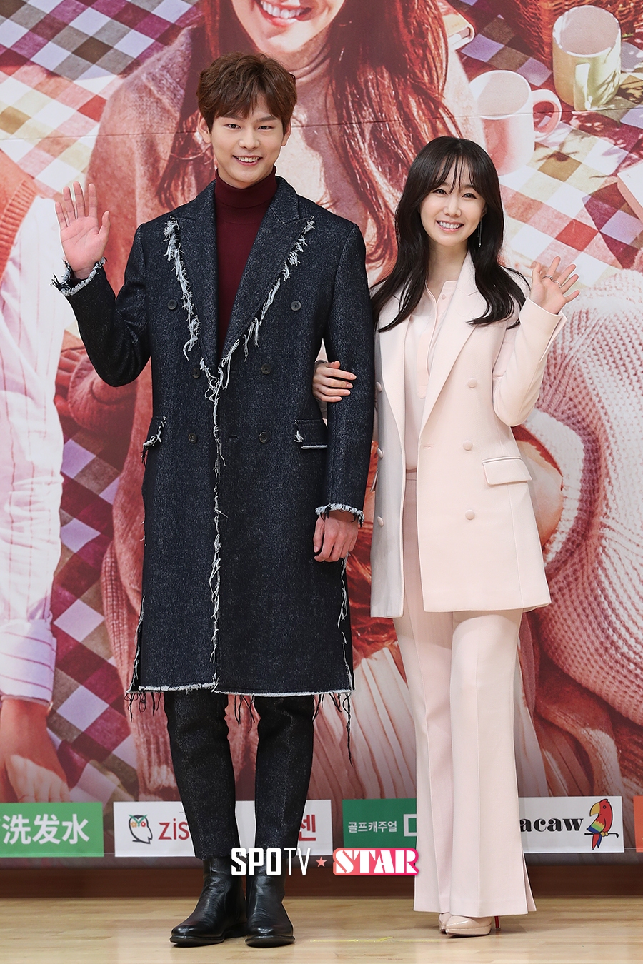 [포토S] 포즈 취하는 박선호-김민서