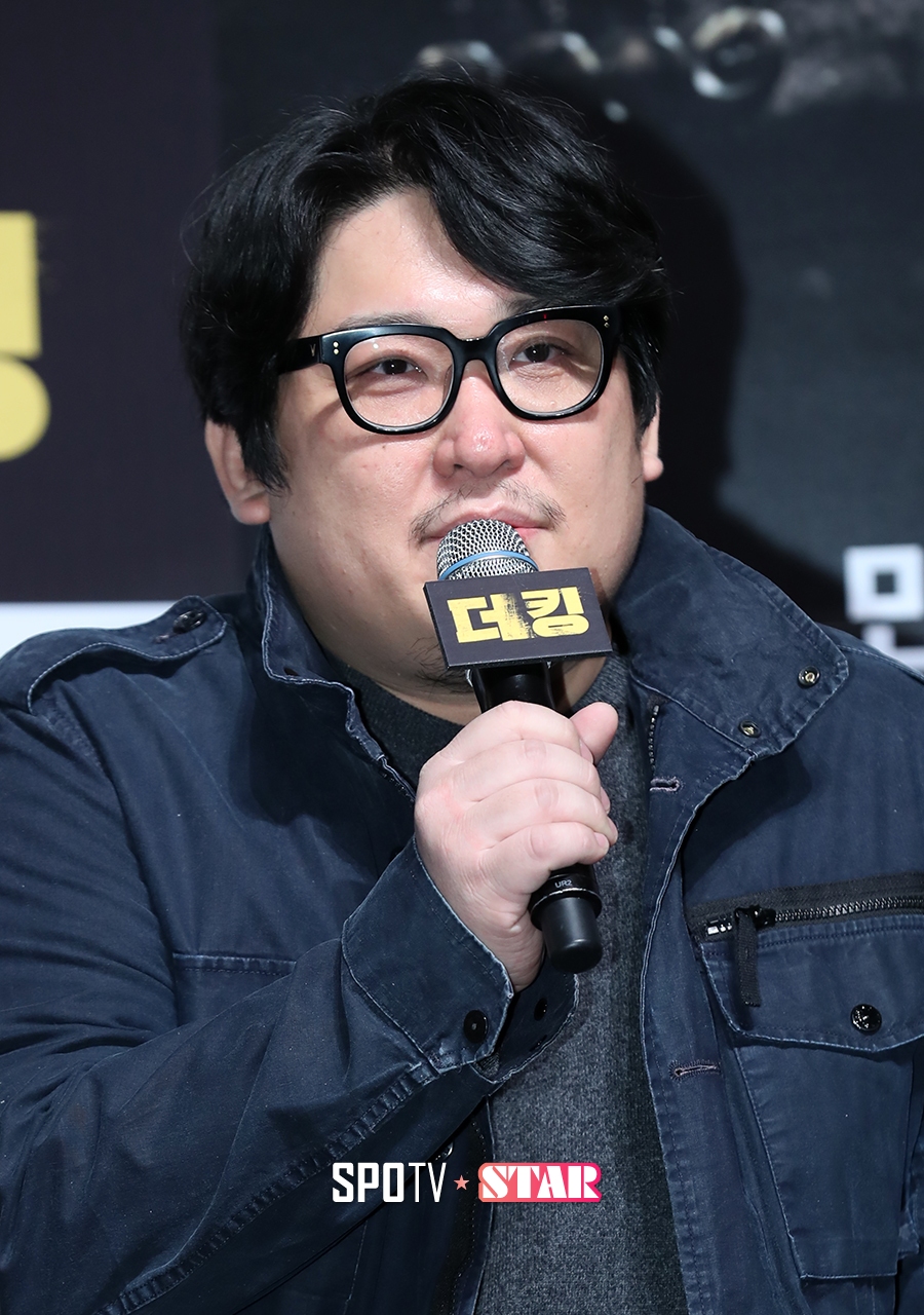 [포토S] 인사하는 한재림 감독( '더 킹' 제작보고회)