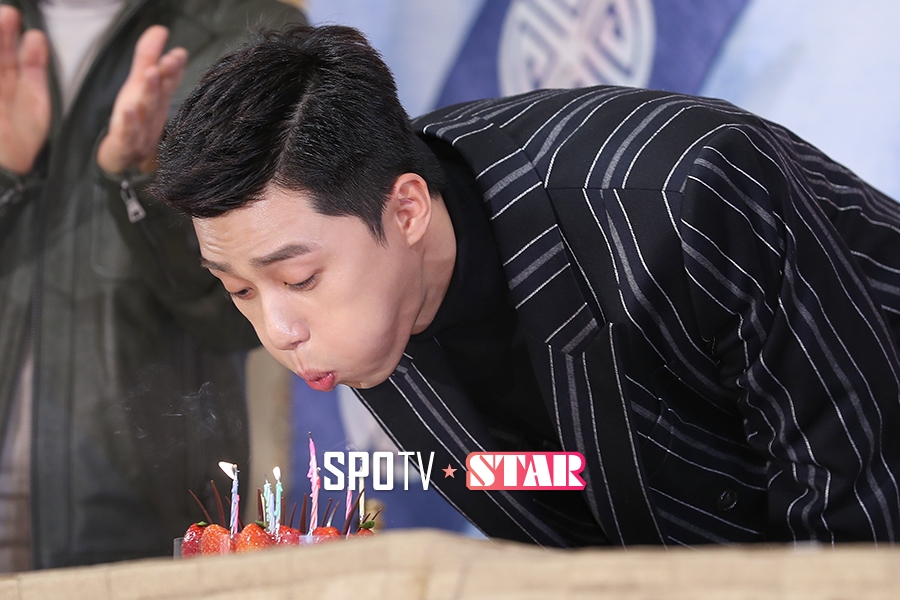 [포토S] 박서준, '생일 축하해주셔서 감사합니다~'