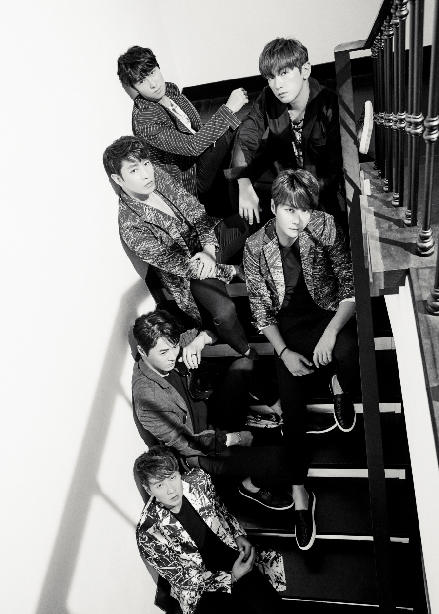 [인터뷰S①] 신화 "언제까지? 우리도 궁금, 해마다 신화 쓰고 있다"