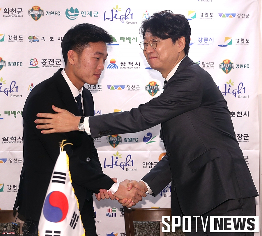 [포토S] 조태룡 대표, '쯔엉 잘해 보자'