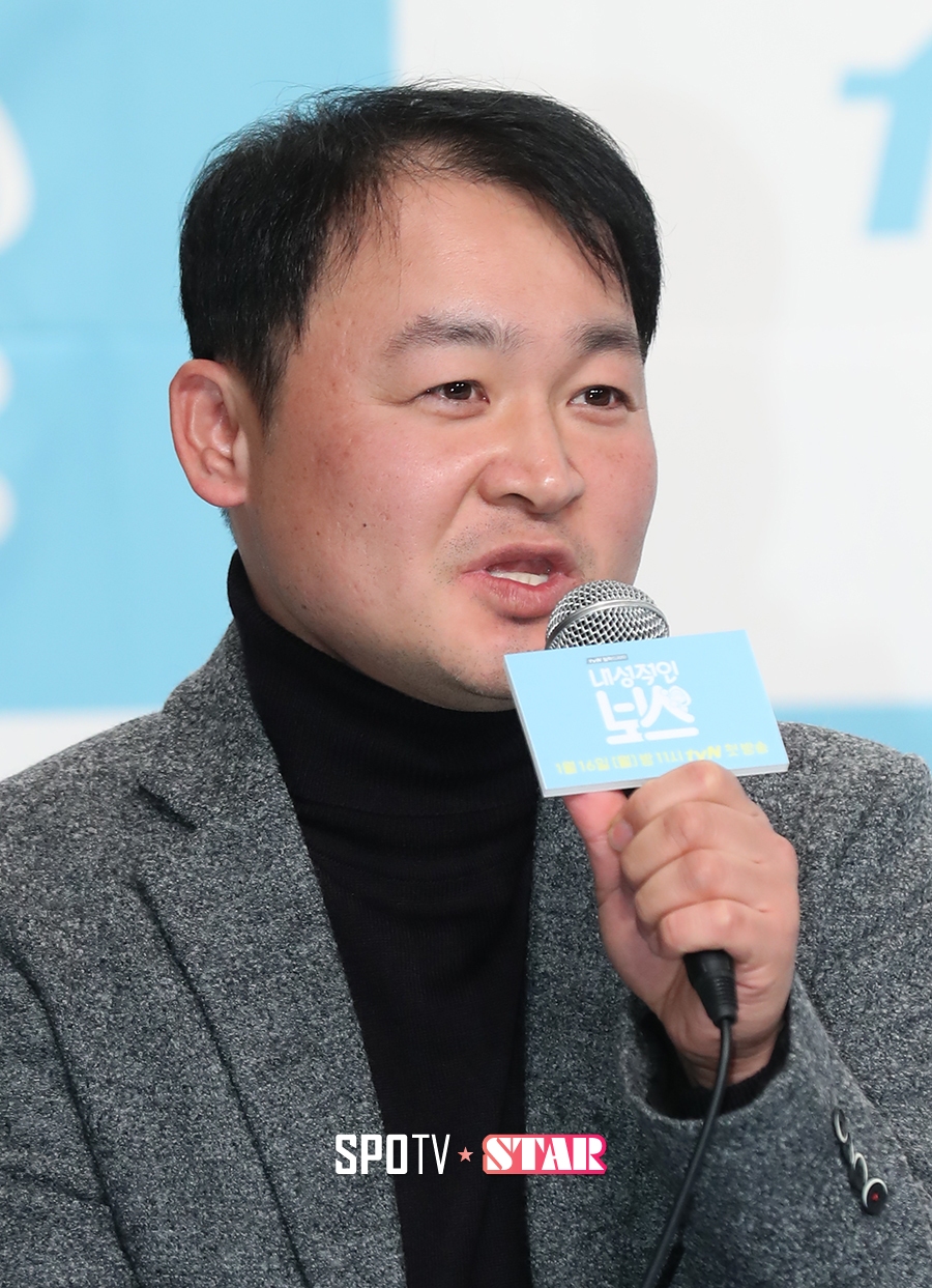 [포토S] 드라마 내성적인 보스 송현욱 감독