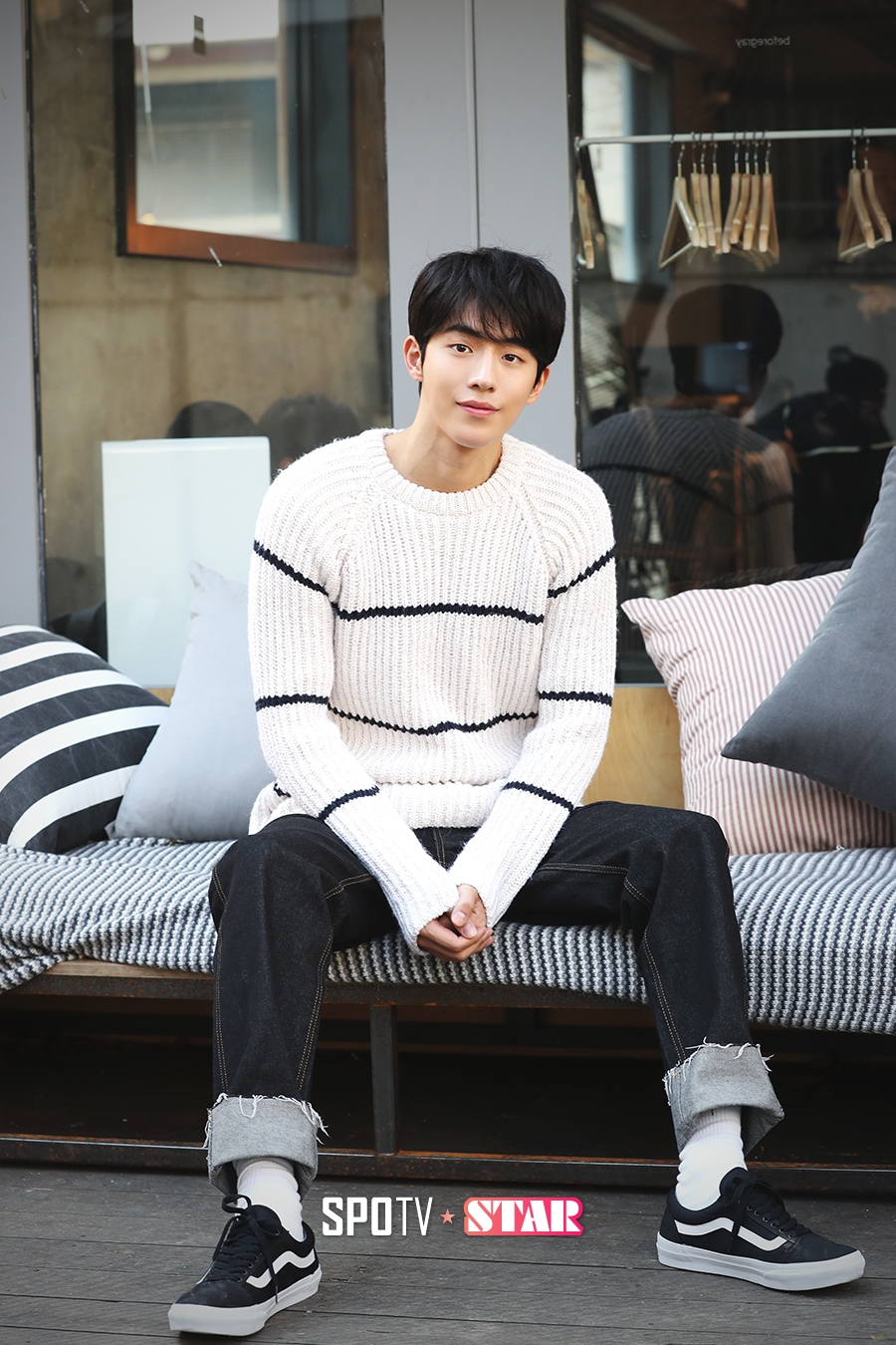 [포토S] 남주혁, 부드러운 미소와 함께