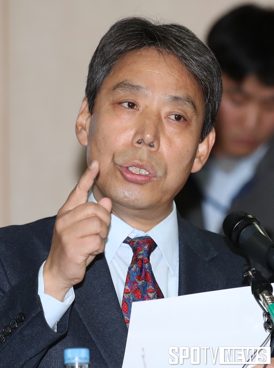 [포토S] 정견 발표하는 신문선