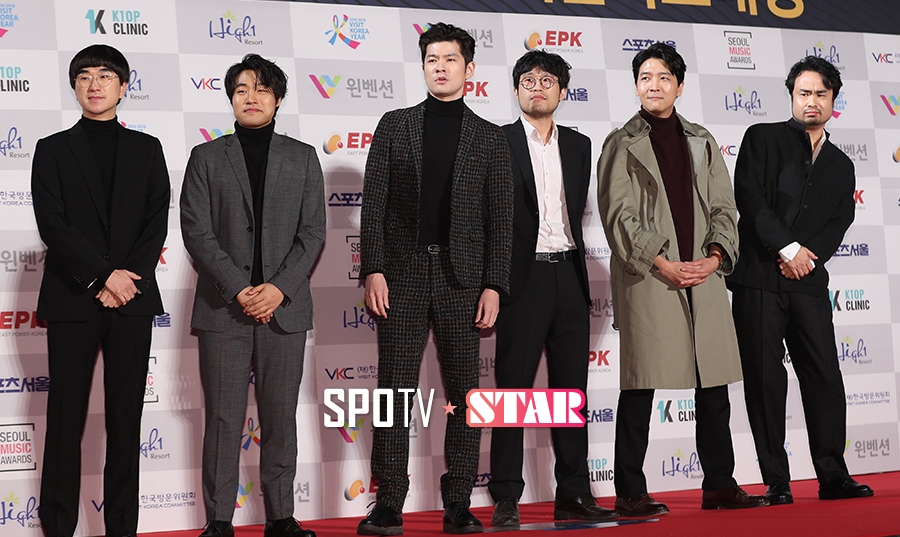 [포토S] 서울가요대상 참석한 장기하와 얼굴들