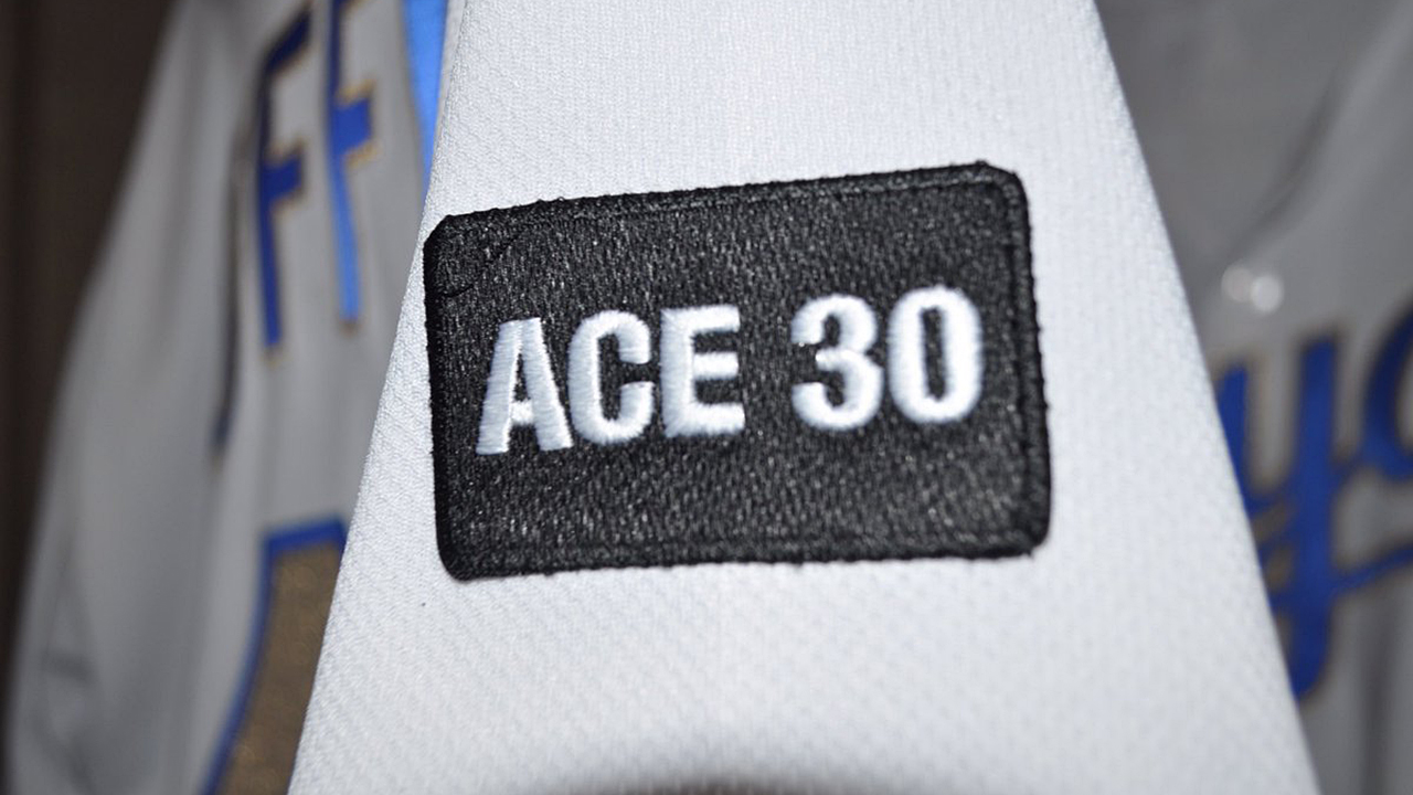 캔자스시티, 유니폼에 벤추라 추모하는 'ACE 30' 패치