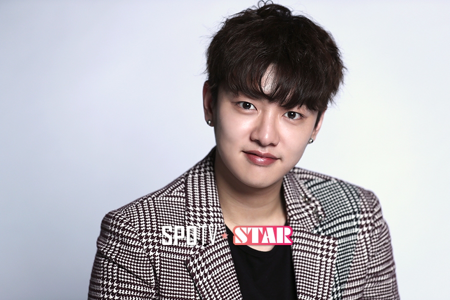 [포토S] 신원호, 또렷한 이목구비
