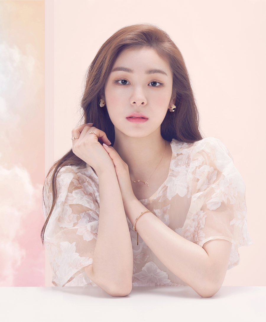 김연아, 봄에도 '여신 미모'