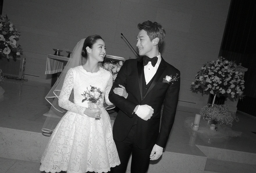 [이슈S] 비-김태희에서 주상욱-차예련, 세븐-이다해까지…연예가는 '커플여행' 중