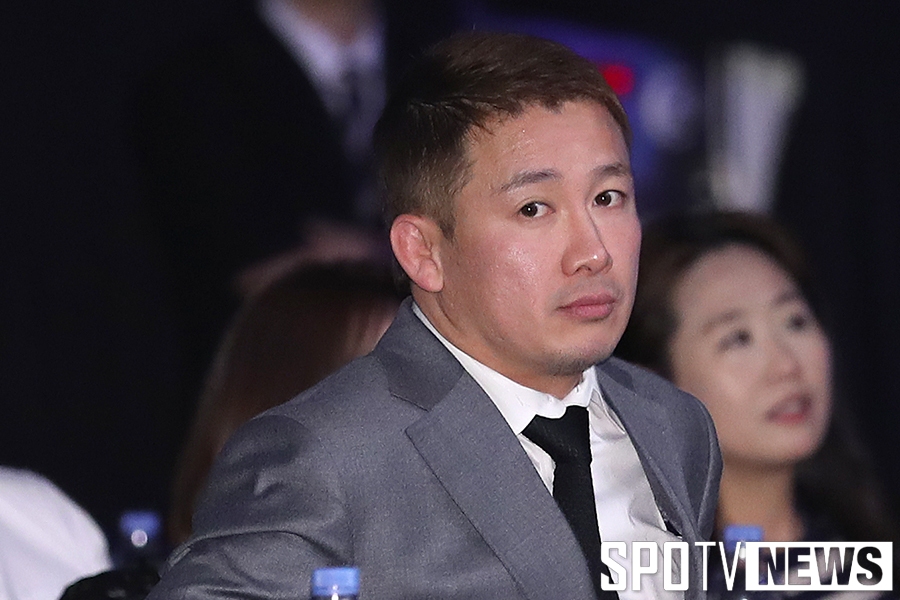 [포토S] 정문홍 로드FC 대표, '심각한 표정으로'