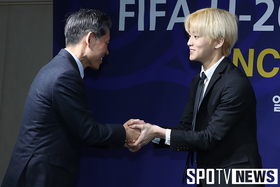 [포토S] 곽영진 부위원장, 'U-20 월드컵 홍보 잘 부탁해요~'