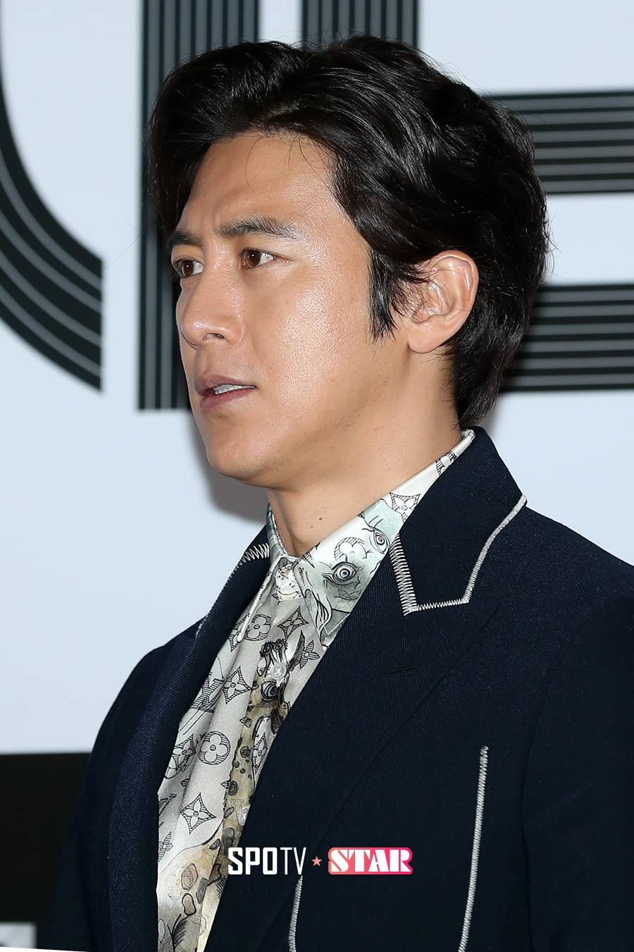 [포토S] 고수, 명품 콧날 빛나는 각도