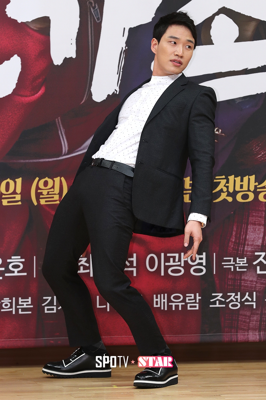 [포토S] 김기리, '이게 바로 하이 패션 포즈'