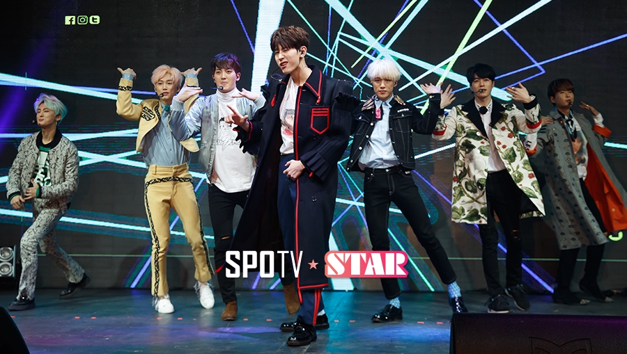 [포토S] VAV, 섹시한 무대