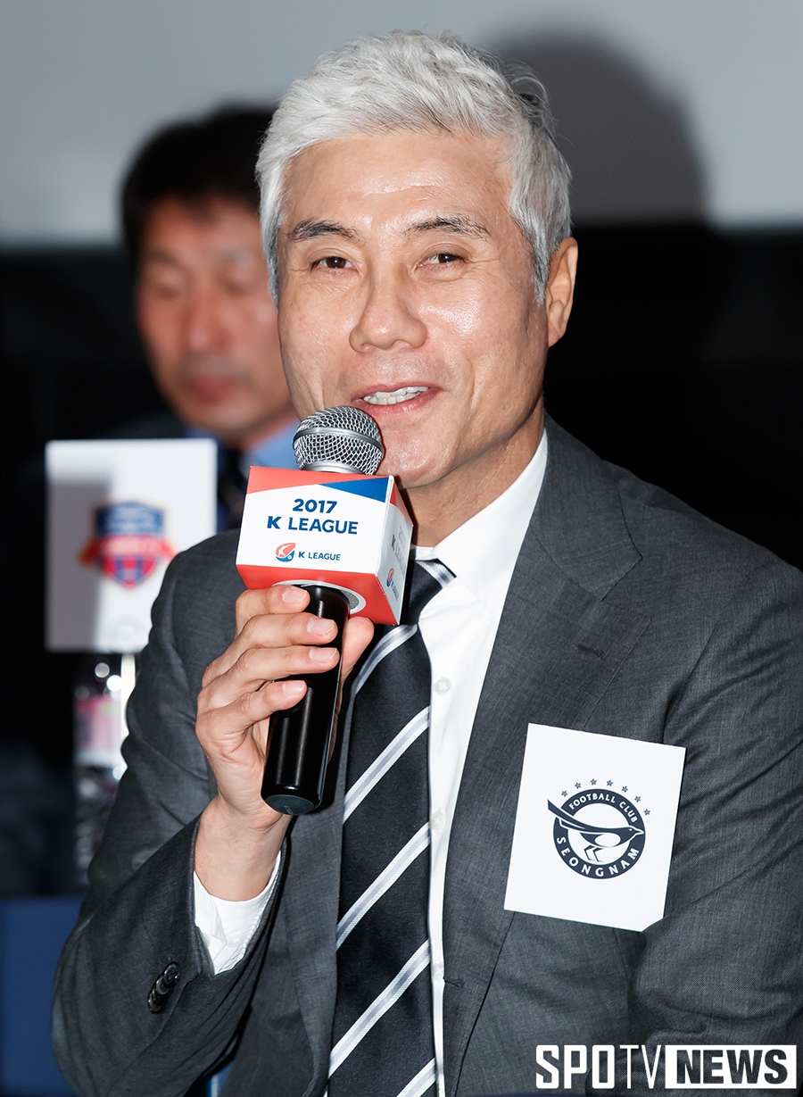 [포토S] 성남FC 지휘봉 잡은 박경훈 감독