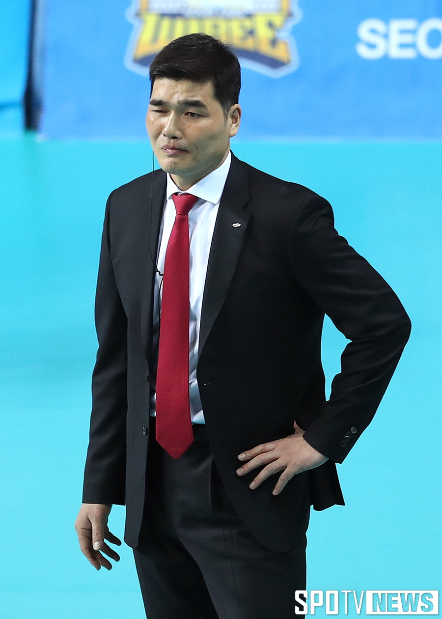 [포토S] 속 타는 임도헌 감독