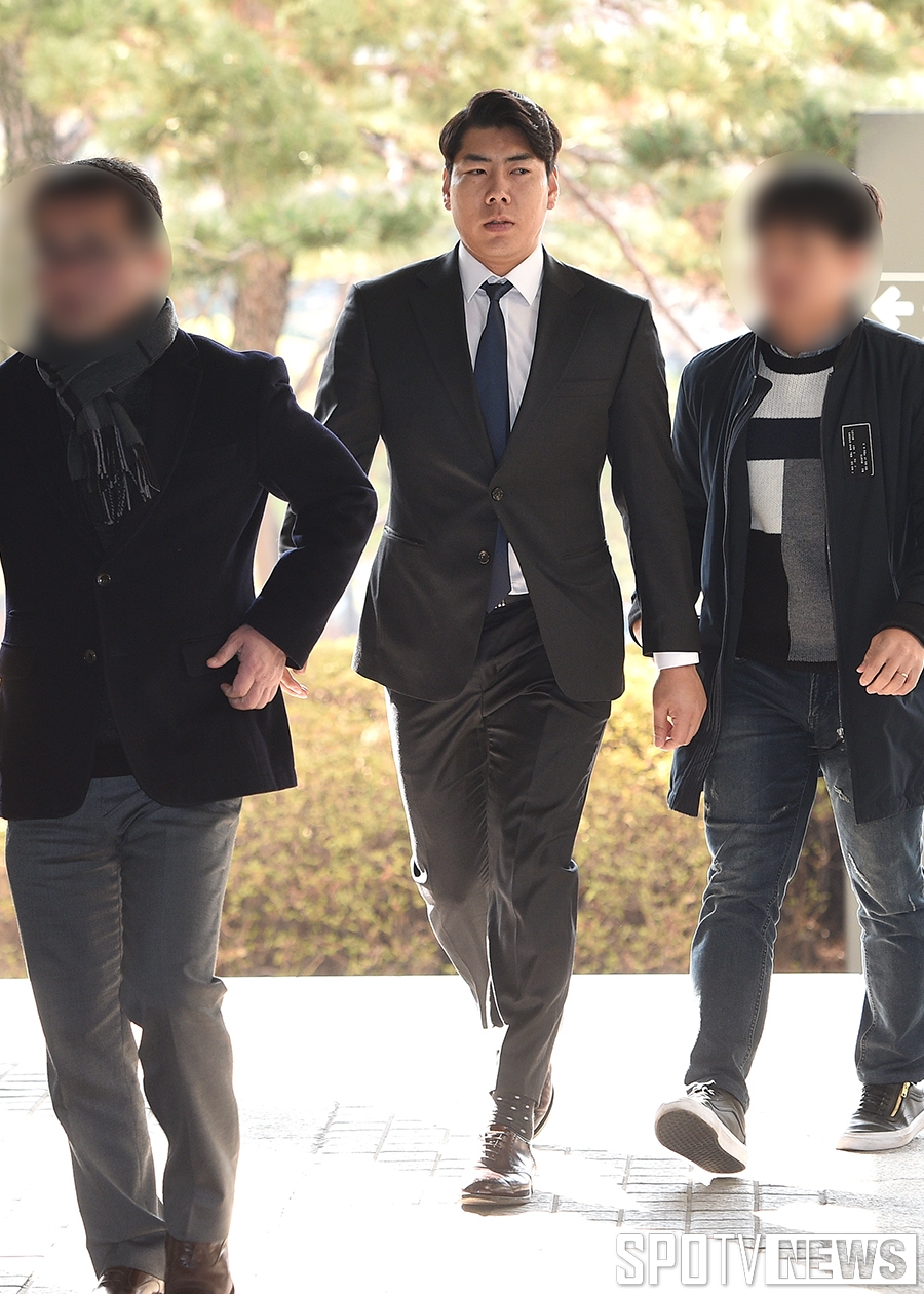 [포토S] 음주 뺑소니 사고 낸 강정호, 1심서 징역형 집행유예