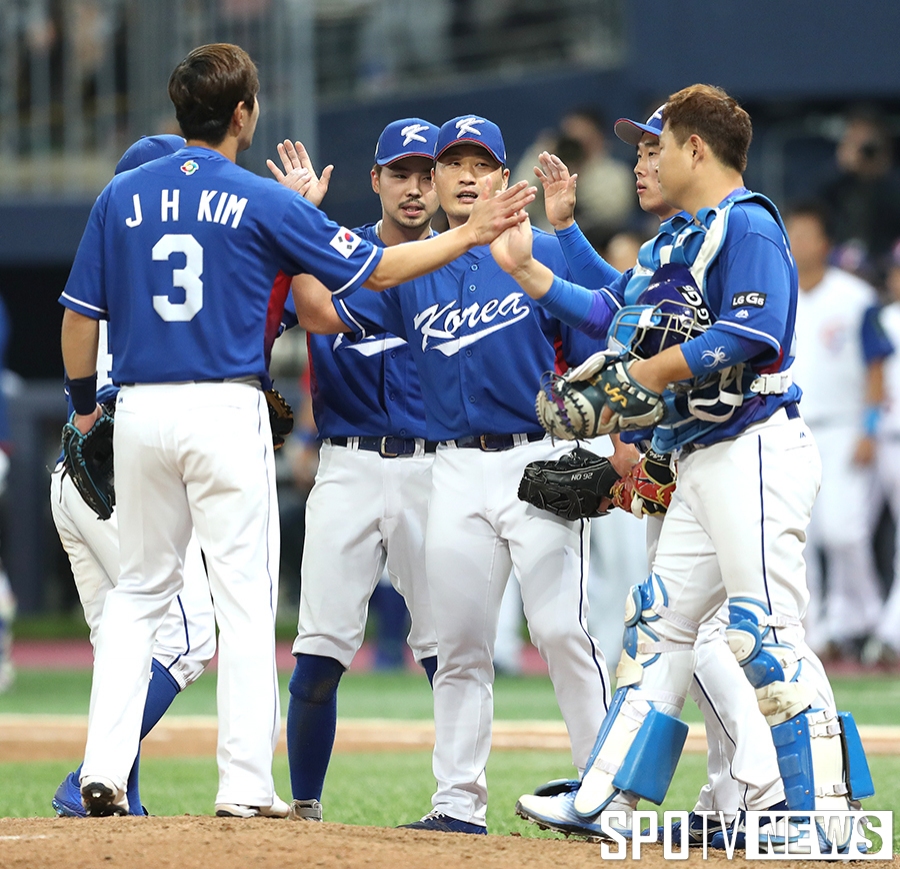 [포토S] WBC 대표팀, 대만 잡고 유종의 미