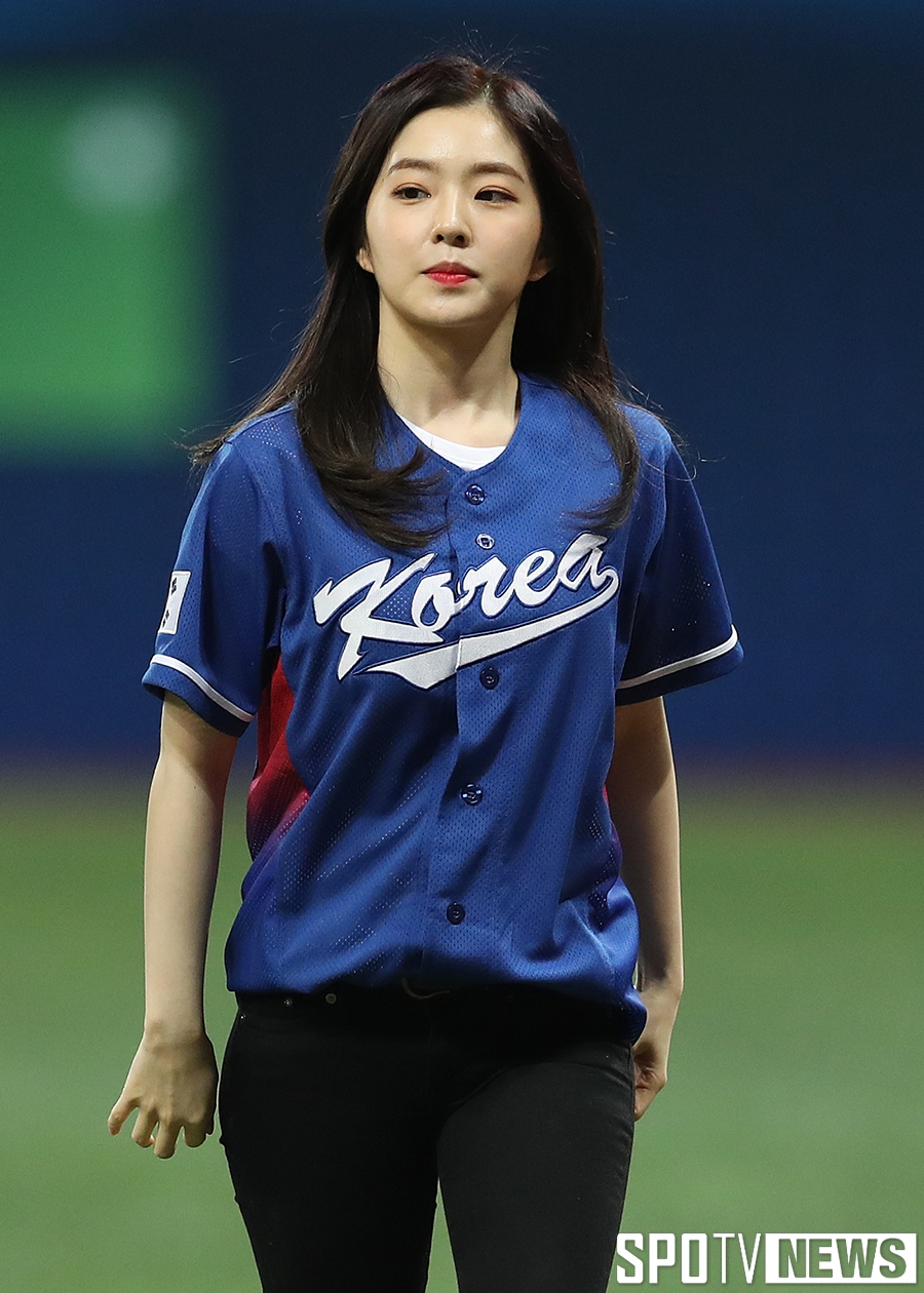 [포토S] 아이린, 고척돔 빛내는 '꽃미모'
