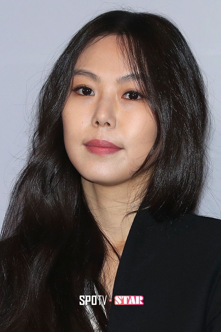 [포토S] 김민희, '애써 담담한 표정으로'