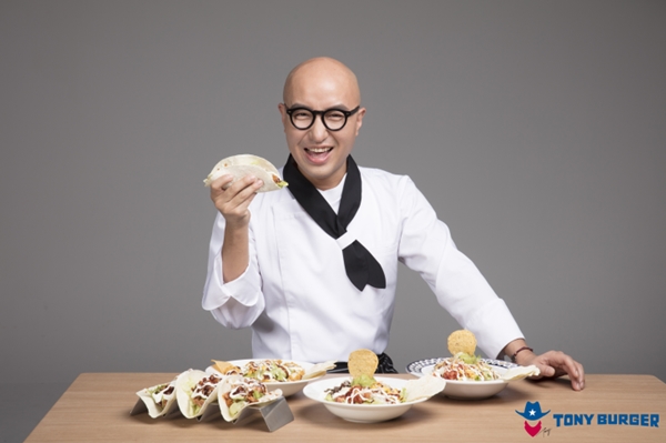 홍석천, 토니버거와 손잡고 4월 멕시칸 푸드 신메뉴 론칭