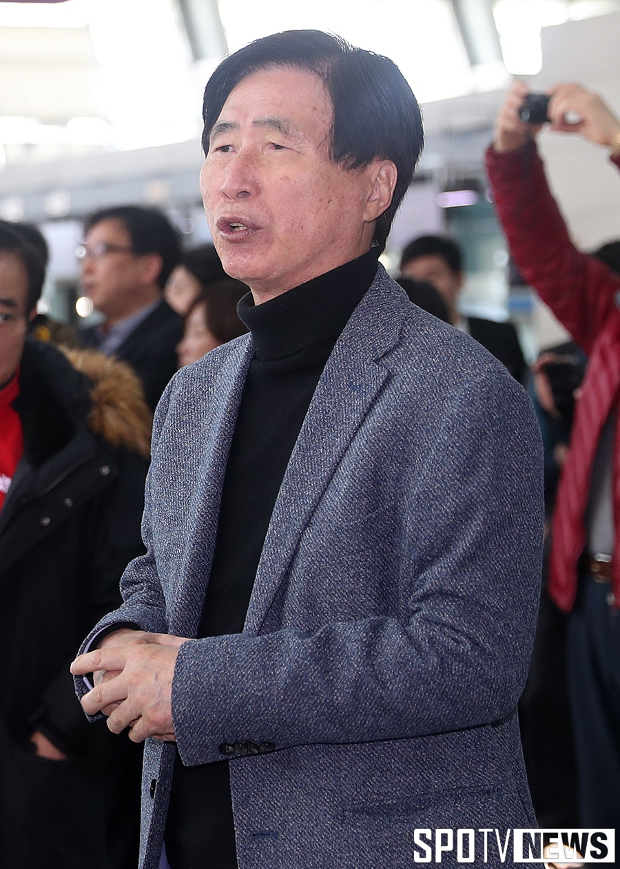 [포토S] 당부의 말 전하는 고홍길 회장