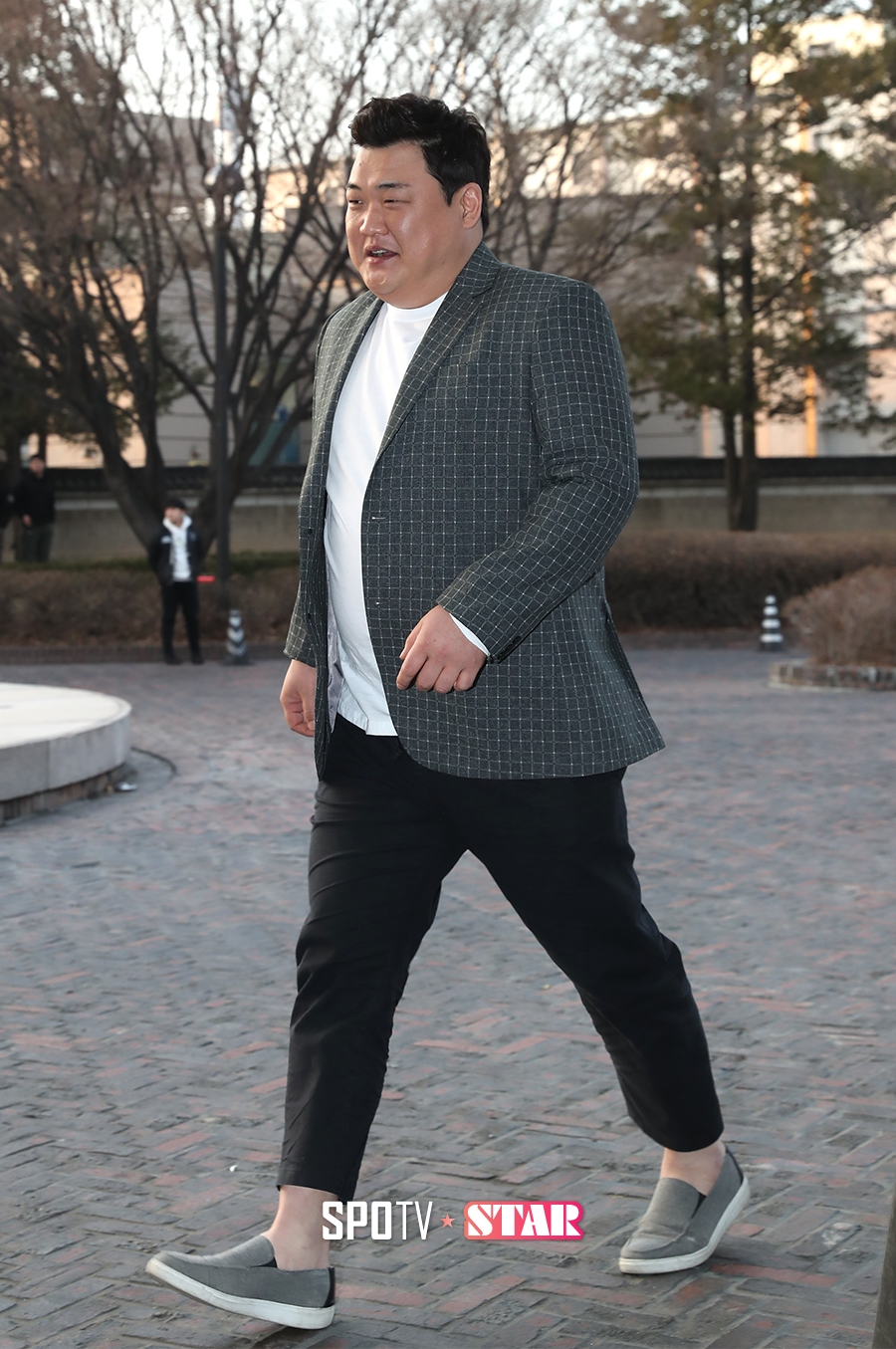 [포토S] 김준현, '녹화중 짬내서 왔어요'