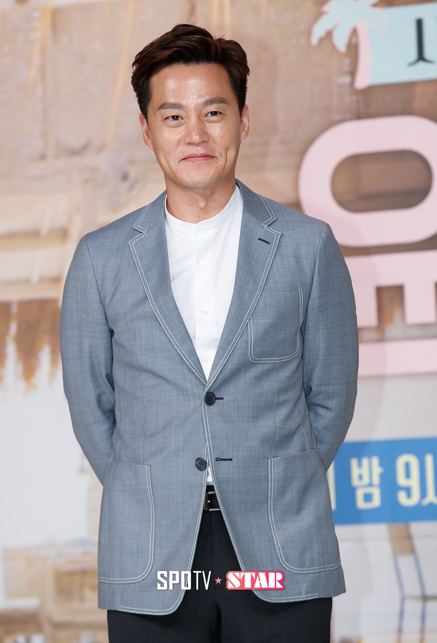 [포토S] 이서진, '나영석 PD 예능에 빠질 수 없죠'