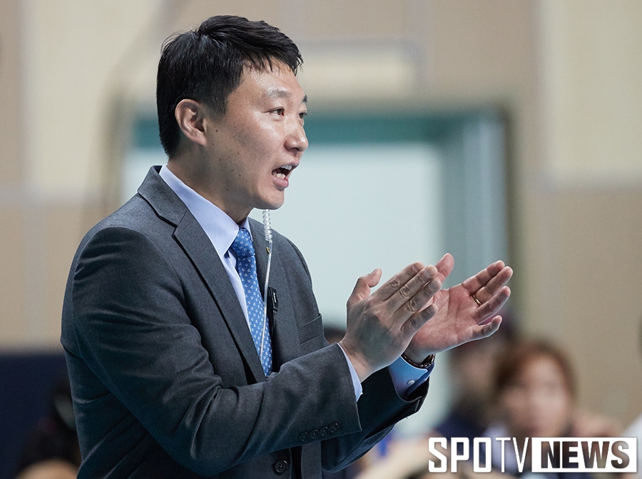 현대건설 양철호 감독 사의…후임 감독 물색