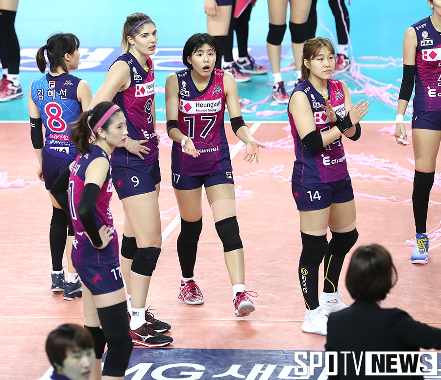 [포토S] 이재영, '축포도 터졌는데 비디오 판독이라구요?'