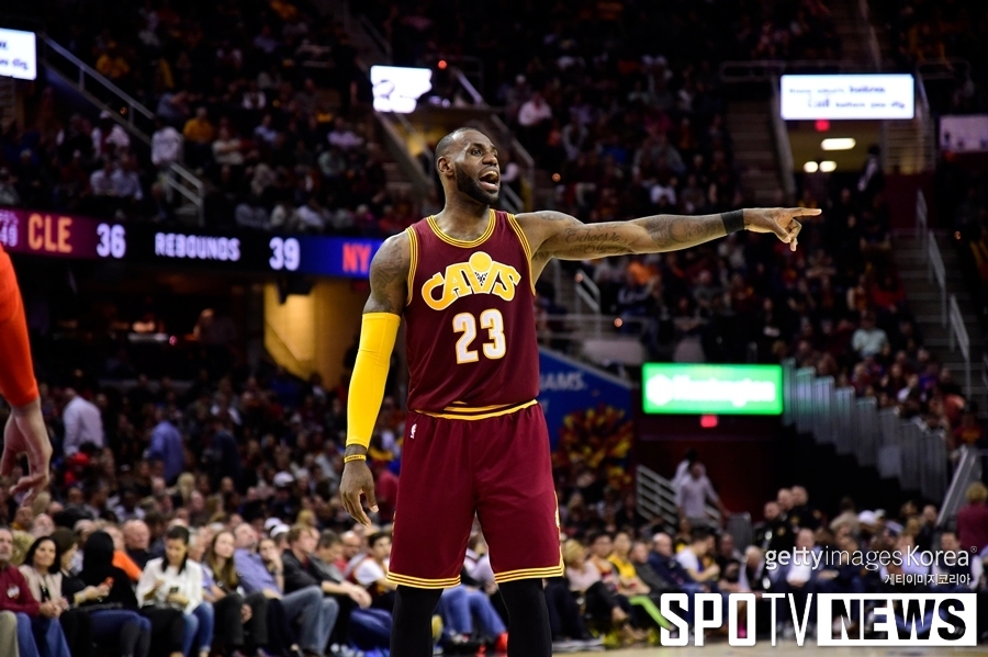 [NBA]르브론 제임스, 샤킬 오닐 제치고 NBA 통산 득점 7위