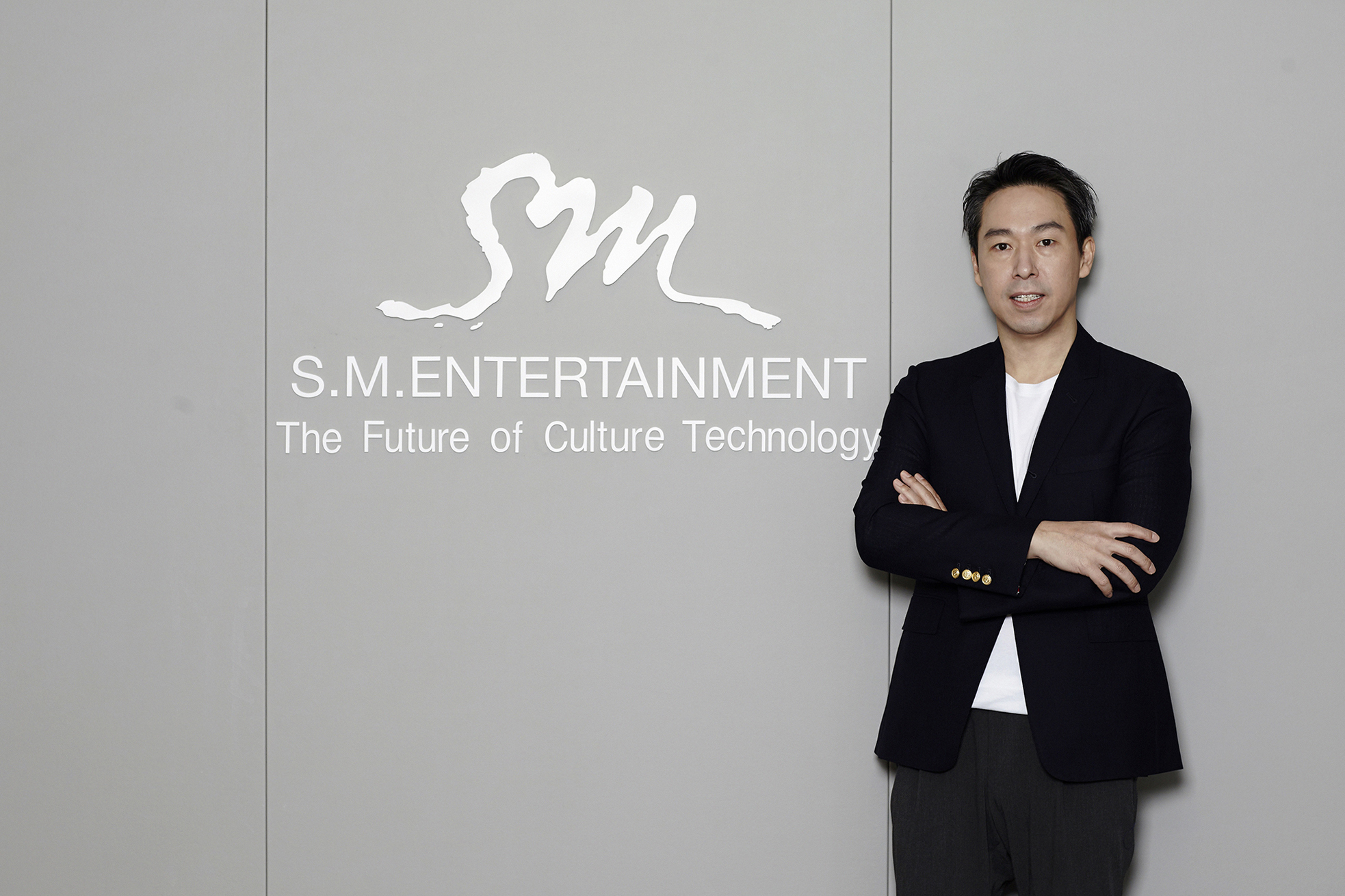 SM 김영민 대표, 총괄사장 승격 "뉴 아시아 전략 수립할 것"