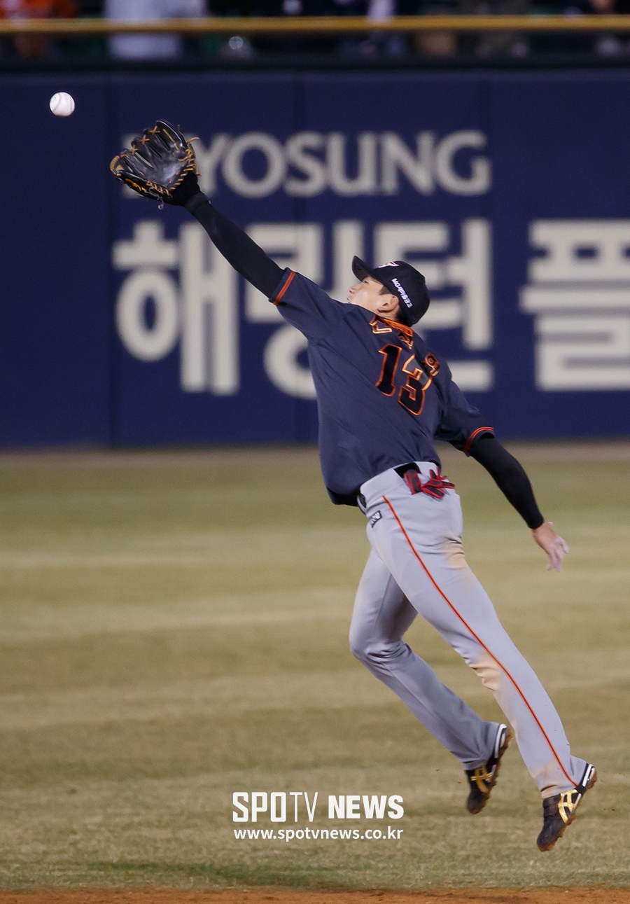[포토S] 신성현, '한 끗 차이'