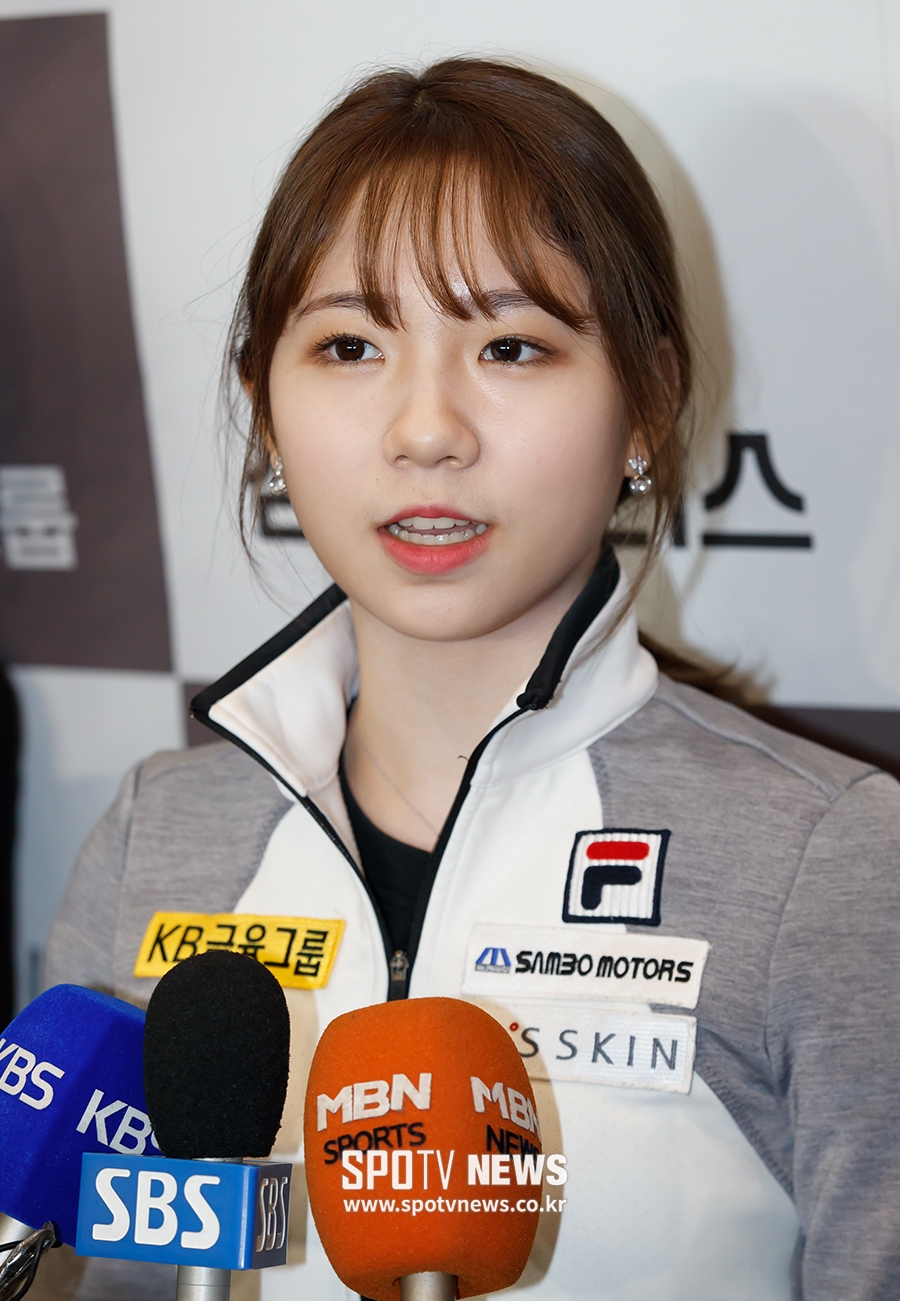 [포토S] 최다빈, '좋은 성적 거두고 돌아왔어요'