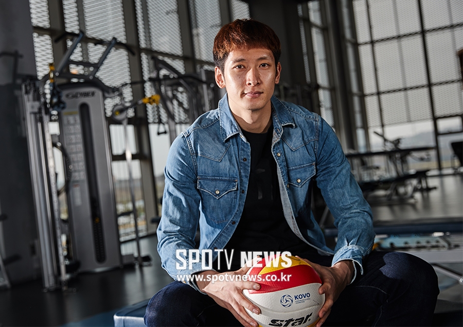 [포토S] 포즈 취하고 있는 문성민