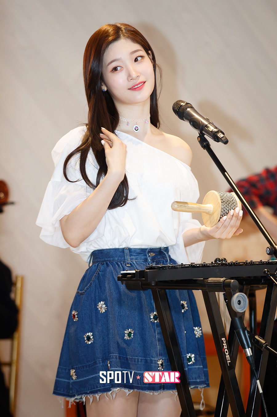 [포토S] 정채연, '오늘은 카바사의 여인'