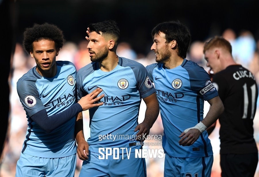 [EPL 영상] '아구에로 쐐기 골' 맨시티, 헐 시티 3-1 승… 선두권 추격