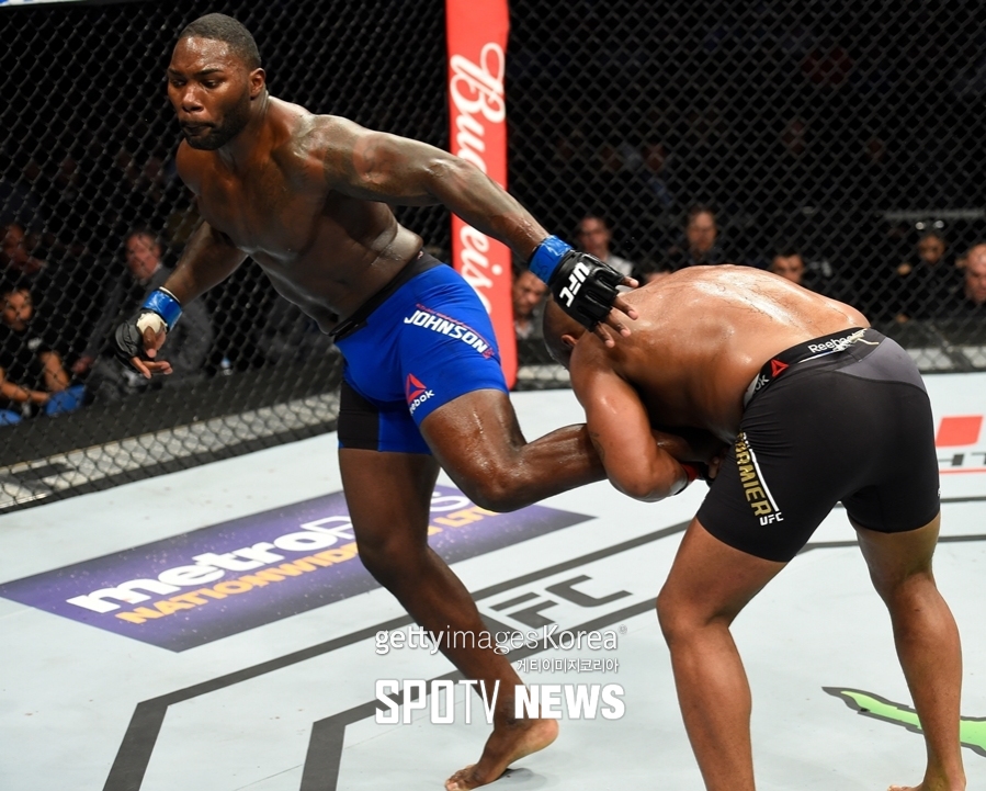 [UFC 210 포토] 다니엘 코미어 '윈스턴 어딜!'