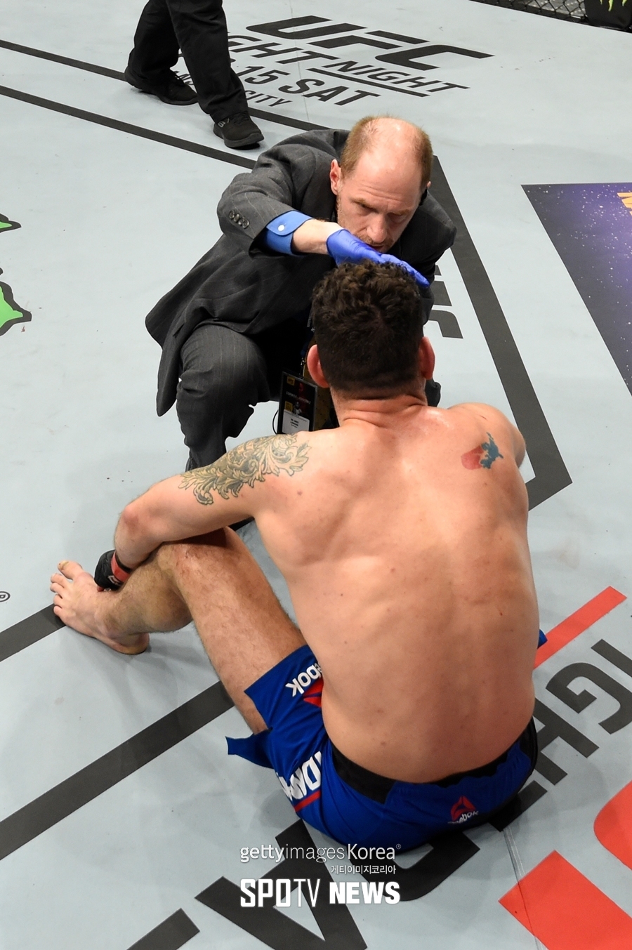 [UFC 210 포토] 크리스 와이드먼 '싸울 수 있어요'