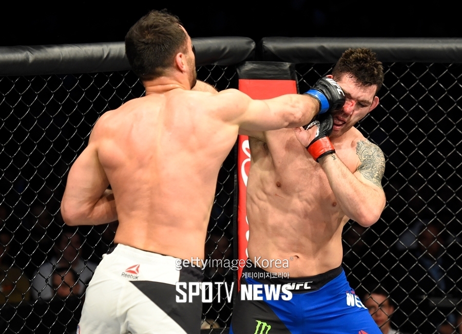 [UFC 210 포토] 무사시 '와이드먼 잘생긴 얼굴에 한 방'