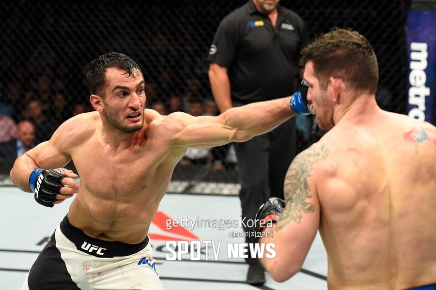 [UFC 210 포토] 게가드 무사시 '명품 주먹 받아라'